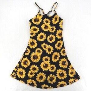 CVG Sunflower Athletic Dress Built-In Shorts Skort Dress S
